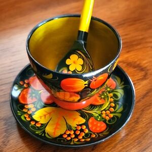 KHOKHLOMA RUSSIAN WOODEN CUP, SAUCER AND SPOON